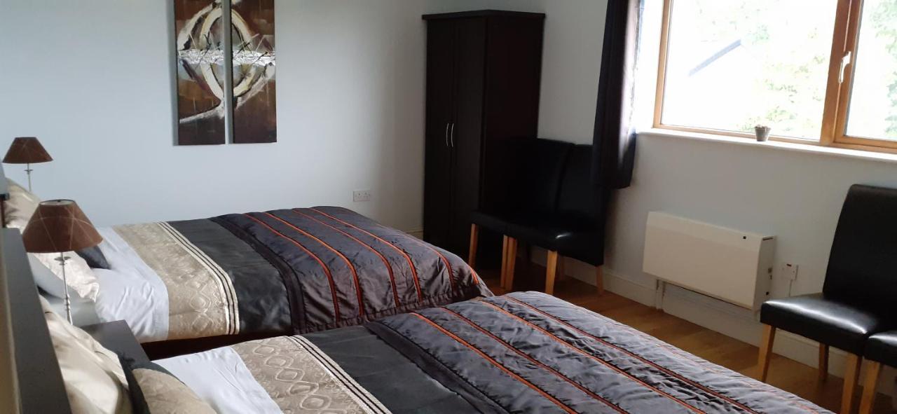 את'לון Alverna House B&B מראה חיצוני תמונה